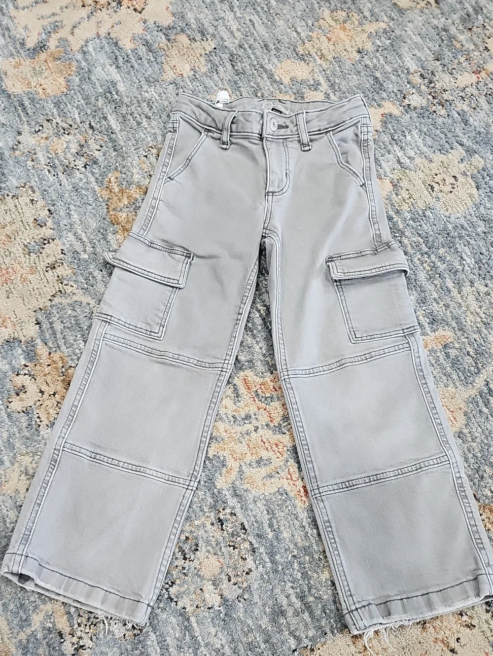 art class Light Gray Denim Jeans with Branded Button